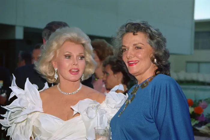 Framed Print : Zsa Zsa Gabor and Jane Russell Framed Print : Zsa Zsa Gabor and Jane Russell