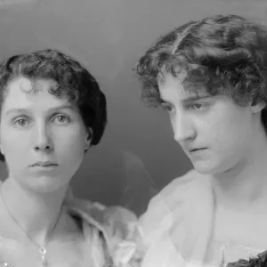 1900s Ladies 1900s Ladies