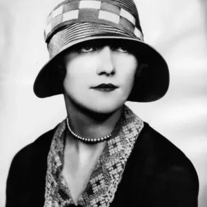 1920s Cloche Hat Print