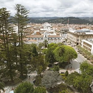 Abdon Calderon Park with the Old Cathedral, Cathedral Vieja, Palace of Justice and City Hall, Cuenca, Azuay Province, Ecuador