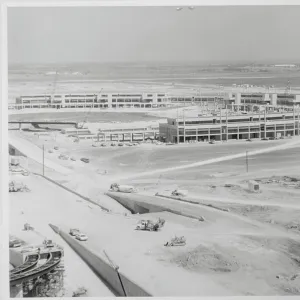 Images Dated 1972 November: 26 Nov 1972