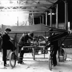 Aeroplane Garage