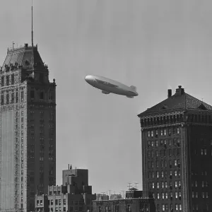 Airship Over Manhattan Airship Over Manhattan