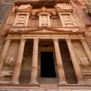 Al Khazneh (The Treasury), Petra, Jordan Al Khazneh (The Treasury), Petra, Jordan