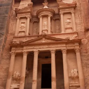 Al Khazneh (The Treasury), Petra, Jordan Al Khazneh (The Treasury), Petra, Jordan