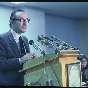 Images Dated 1982 December: 1 Dec 1982