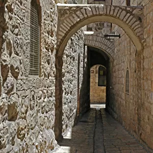 An alley in the Jewish Quarter of Old Jerusalem