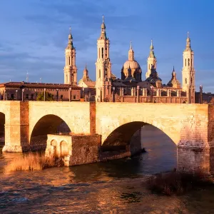 Amazing Glow, Basilica de Nuestra Senora del Pilar, Basilica of Our Lady of the Pillar Amazing Glow, Basilica de Nuestra Senora del Pilar, Basilica of Our Lady of the Pillar