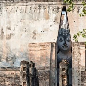 Ancient big buddha statue in Wat Si Chum temple at Sukhothai Historical Park