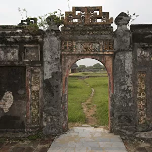 Ancient gate of the Purple Forbidden Cityl