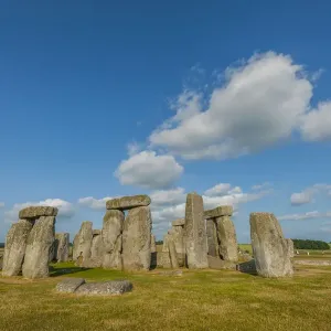 Archaeological ruins of Stonehenge Archaeological ruins of Stonehenge