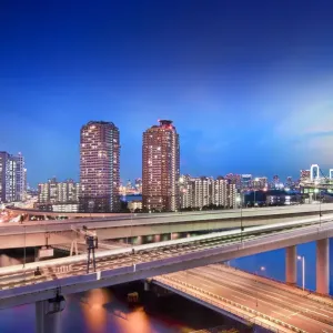 Ariake Highways Print: Evening Approach to Rainbow Bridge Ariake Highways Print: Evening Approach to Rainbow Bridge