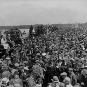 Ascot Crowds Ascot Crowds