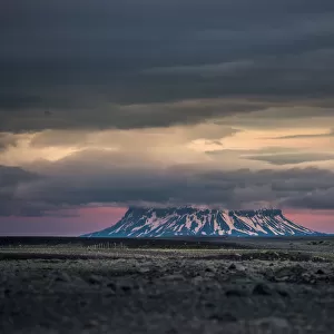 Askja Volcano from distance