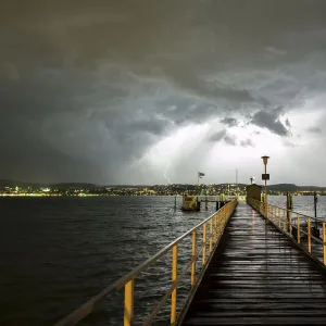 Images Dated 2015 April: 27 Apr 2015
