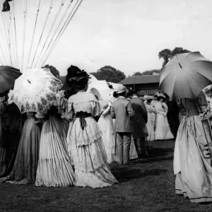 Balloon Spectators