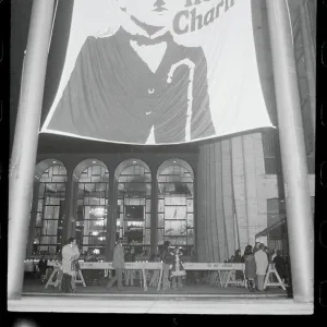 Images Dated 1972 April: 4 Apr 1972