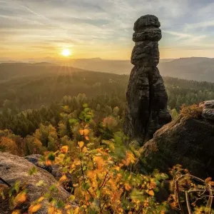 Barbarine on the Pfaffenstein at sunrise, Elbe Sandstone Mountains, Saxon Switzerland, Germany Barbarine on the Pfaffenstein at sunrise, Elbe Sandstone Mountains, Saxon Switzerland, Germany