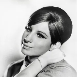 Hollywood Glamour Poster Print Collection: Barbra Streisand