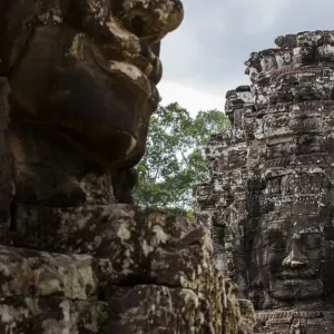 Bayon faces Bayon faces