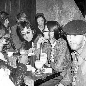 Beatle Lennon Turns Heckler, March 1974