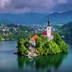 Images Dated 2019 July: 20 Jul 2019