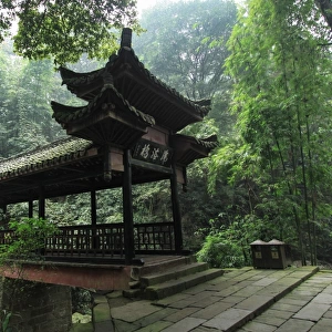The beautiful wooden parvilion in Emei Shan