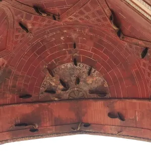 Bee hives inside the dome at Fatehpur Sikri Bee hives inside the dome at Fatehpur Sikri