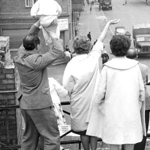Berlin Wall Dividing Families Berlin Wall Dividing Families