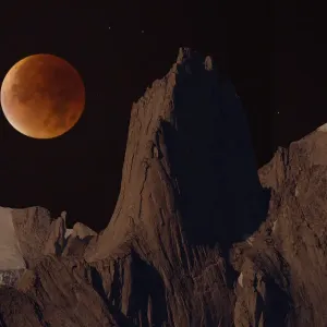 Blood moon over Bear Island Blood moon over Bear Island