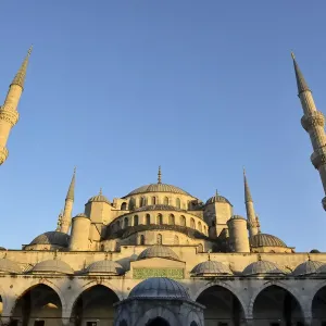 Blue Mosque, also Sultan Ahmed Mosque, Sultan Ahmet Camii, UNESCO World Heritage Site, European side, Istanbul, Turkey Blue Mosque, also Sultan Ahmed Mosque, Sultan Ahmet Camii, UNESCO World Heritage Site, European side, Istanbul, Turkey