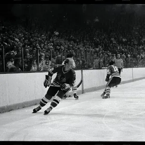Images Dated 1970 April: 21 Apr 1970