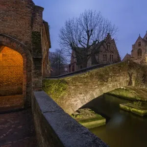 Bonifacius Bridge