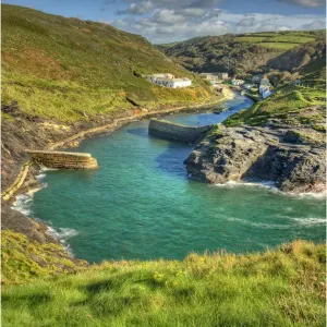 Boscastle Harbour, Cornwall, england Boscastle Harbour, Cornwall, england