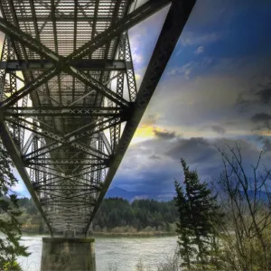 Under the Bridge of the Gods