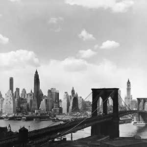 Brooklyn Bridge And Manhattan Skyline