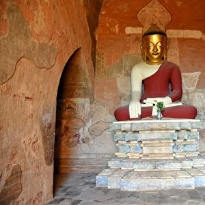 Buddha sculpture inside Su La Ma Ni Pahto terracotta Temple, Bagan, unesco ruins Myanmar. Asia