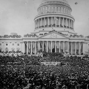 Capitol Crowds