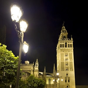 Cathedral and Giralda tower, Seville, Andalucia, Spain, Europe