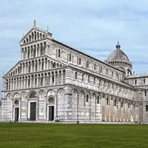 Cattedrale Di Pisa & Leaning Tower Of Pisa