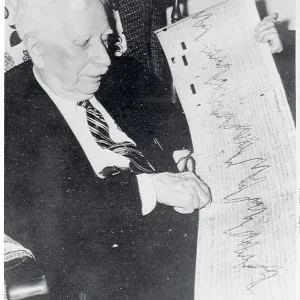 Images Dated 1973 December: 17 Dec 1973
