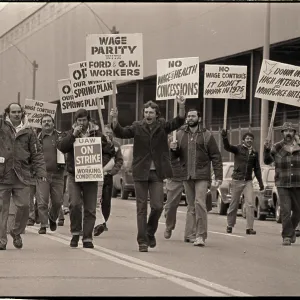 Images Dated 1982 November: 5 Nov 1982