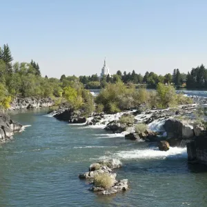 City beside a river, waterfall, Snake River, Idaho Falls, Idaho, Western United States, United States of America, North America City beside a river, waterfall, Snake River, Idaho Falls, Idaho, Western United States, United States of America, North America