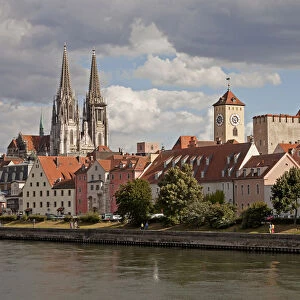 Cityscape with the Danube, historic centre, the clock tower of the Old Town Hall and Regensburg Cathedral, Regensburg, Bavaria, Germany