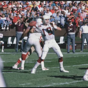 Images Dated 1986 November: 25 Nov 1986