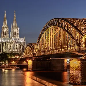 Vue de la cathédrale de Cologne Vue de la cathédrale de Cologne