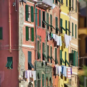 Colorful Vernazza in Cinque Terre Colorful Vernazza in Cinque Terre