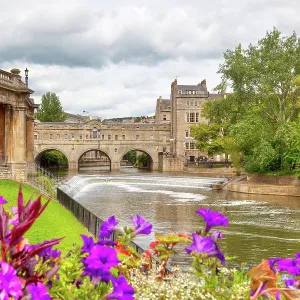Colourful flowers with Pulteney Bridge and River Avon Print Colourful flowers with Pulteney Bridge and River Avon Print