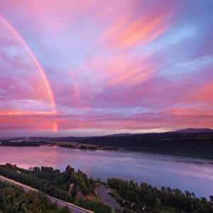 Columbia river gorge rainbow