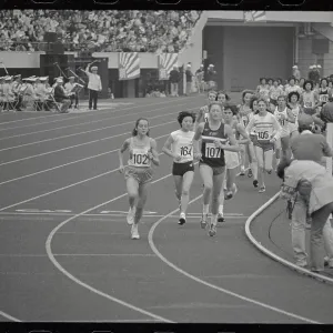 Images Dated 1980 November: 16 Nov 1980